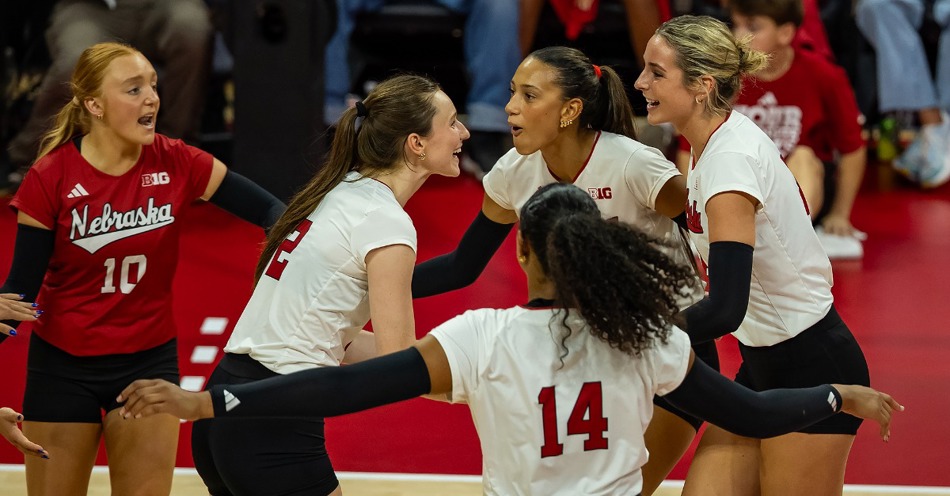 No. 1 Huskers Breeze by Bruins
